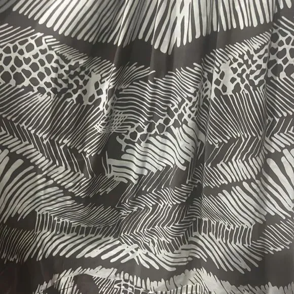 BCBGMaxAzaria Brown and White Safari Printed Dress, Size 2 - Picture 3 of 4